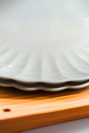 Kütahya Porselen Bone Luz Form Pasta Takımı 6 Parça 21cm Beyaz BNLZF21DUS600