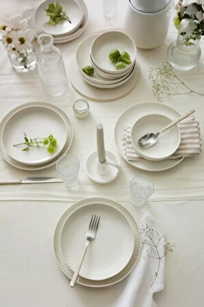 Kütahya Porselen Crest Sade Dekorsuz 24 Parça 6 Kişilik Bone Yemek Takımı