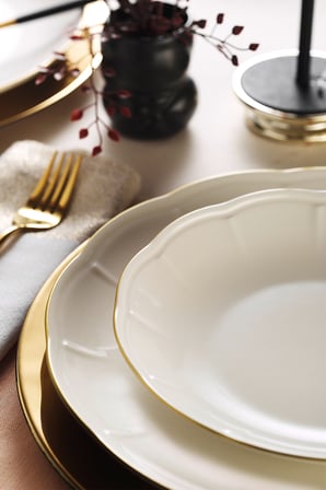 Kütahya Porselen Royal 24 Parça 6 Kişilik Yemek Takımı