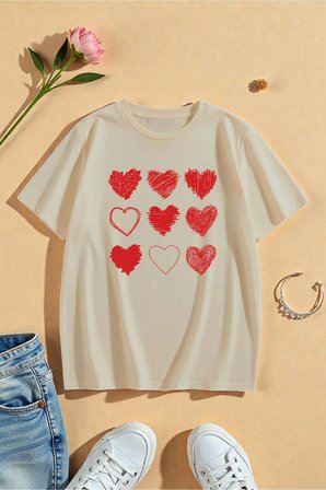 Unisex Kırmızı Kalpler Baskılı Tasarım Tshirt