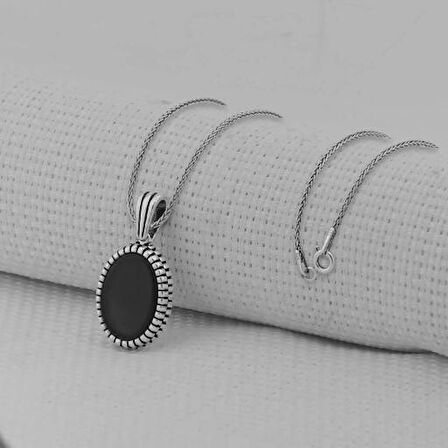 Siyah Oniks Taşlı Oval 925 Ayar Gümüş Erkek Kolye