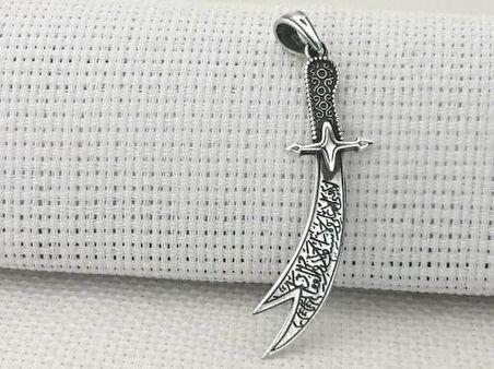 Zülfikar Figürlü Dualı 925 Ayar Gümüş Erkek Kolye Ucu