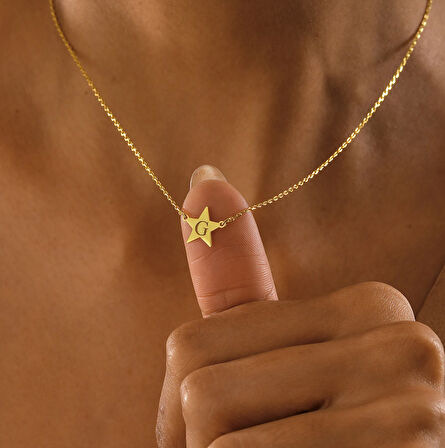 Yıldız Harf Yazılı 14 Ayar Altın Kolye