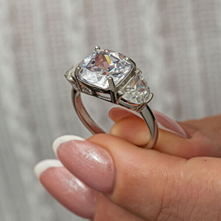 Tek Taş Baget 925 Ayar Gümüş Kadın Yüzük