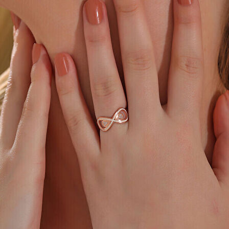 Rose Zirkon Taşlı Sonsuzluk 925 Ayar Gümüş Kadın Yüzük