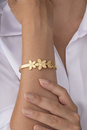 5 Yapraklı Altın Kaplama Kadın Çelik Kelepçe Bileklik