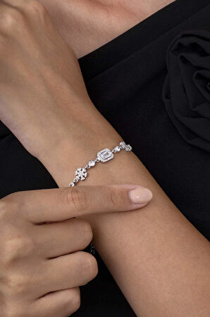 Gümüş Pazarım Kar Tanesi Figürlü Baget Taşlı 925 Ayar Gümüş Kadın Bileklik