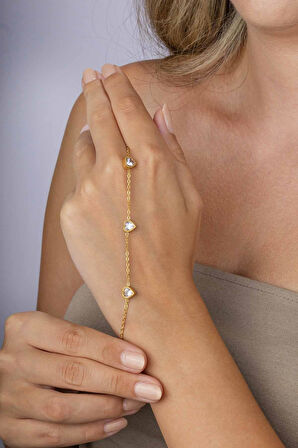 Gümüş Pazarım Beyaz Taşlı Kalp Geçişli Altın Kaplama Çelik Kadın Bileklik