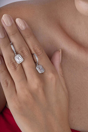 Gümüş Pazarım Baget Taşlı Emerald Kesim Beyaz Altın Kaplama Gümüş Kadın Küpe