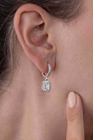 Gümüş Pazarım Baget Taşlı Emerald Kesim Beyaz Altın Kaplama Gümüş Kadın Küpe