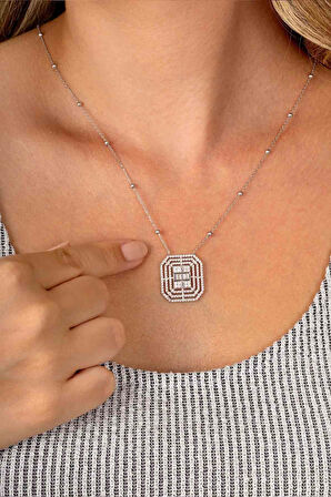 Gümüş Pazarım Baget Taşlı Emeral Kesim Pırlanta Montür Gümüş Kadın Kolye