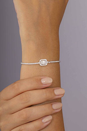 Gümüş Pazarım Orta Baget Taşlı Su Yolu Kadın Gümüş Bileklik