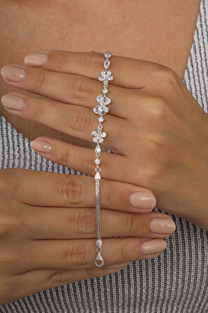 Gümüş Pazarım Yonca ve Kelebek Figürlü 925 Ayar Gümüş Kadın Bileklik