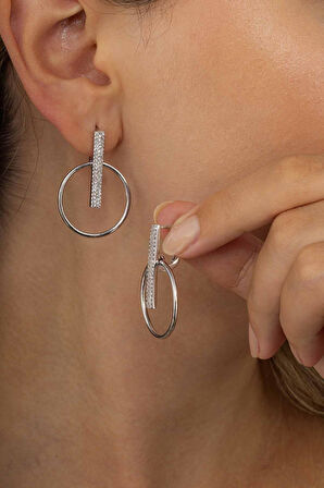 Gümüş Pazarım Yuvarlak Kesim Beyaz Taşlı Yuvarlak Kesim Kadın Gümüş Küpe