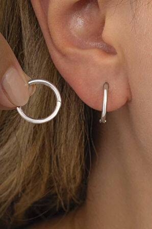 Gümüş Pazarım  Parlak Model Halka Kadın Gümüş Küpe