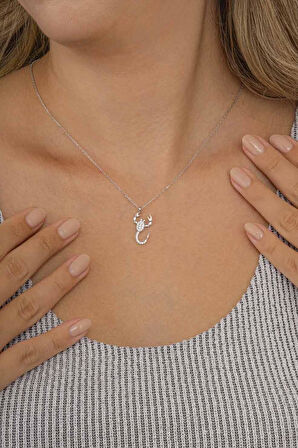 Gümüş Pazarım Beyaz Taşlı Akrep Kadın Gümüş Kolye