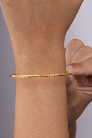 Gümüş Pazarım Altın Kaplama Desenli 925 Ayar Gümüş Kadın Ajda Bilezik