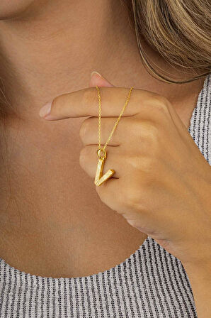 Gümüş Pazarım Altın Kaplama V Harfi Kadın 925 Ayar Gümüş Kolye