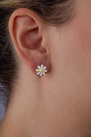 Gümüş Pazarım Mineli Papatya Motifli Gümüş J Küpe