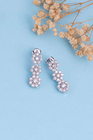 Gümüş Pazarım Papatya Montürlü Rodyum Kaplama 925 Ayar Gümüş Küpe