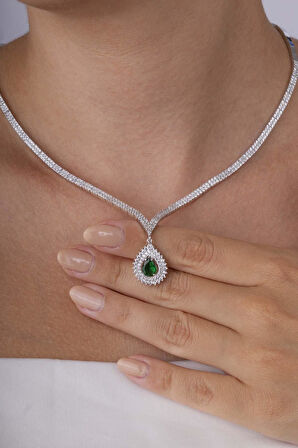 Gümüş Pazarım Hürrem Sultan Modeli Zümrüt Taşllı Damla Motifli 925 Ayar Gümüş Kolye