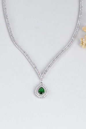 Gümüş Pazarım Hürrem Sultan Modeli Zümrüt Taşllı Damla Motifli 925 Ayar Gümüş Kolye