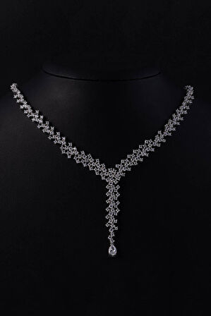 Gümüş Pazarım Pırlanta Montür 4 Tırnaklı Su Yolu 925 Ayar Gümüş Kolye