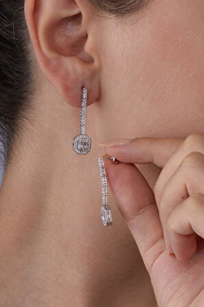 Gümüş Pazarım Baget Taşlı Rodyum Kaplama 925 Ayar Gümüş Küpe