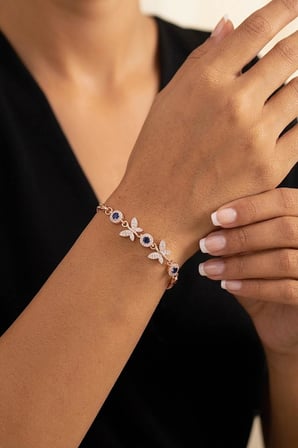 Gümüş Pazarım Rose Gold Kaplama Safir Taşlı Kelebek Motifli Gümüş Bileklik 