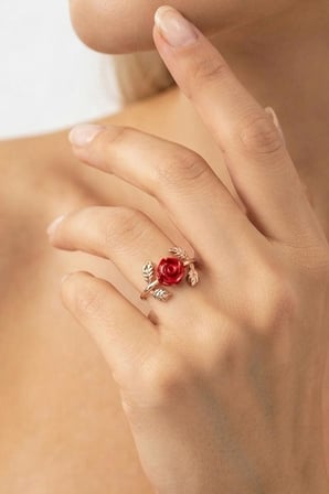 Gümüş Pazarım En Romantik Hediye: 925 Ayar Gümüş Kırmızı Gül Yüzük