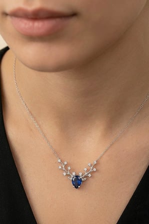 Gümüş Pazarım Safir Renkli Tasarım Gümüş Kolye