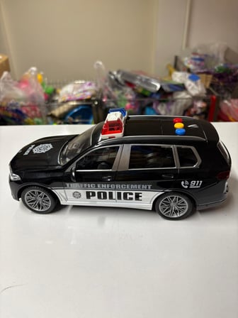 Oyuncak Büyük Boy 23 cm Işıklı Sesli Sürt Bırak Polis Arabası