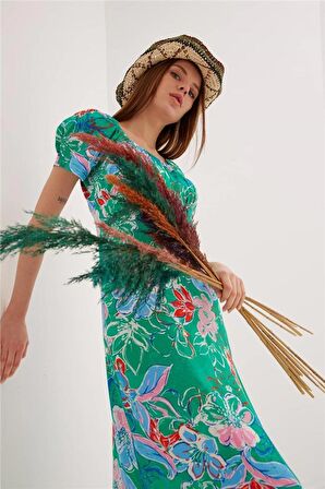 Fashion Friends Kadın Kalp Yaka Desenli Elbise 23Y0555K1