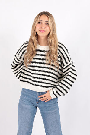 Fashion Friends 23K0345K1 Kadın Çizgili Crop Kazak