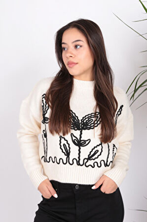 Fashion Friends 24K0031K1 Kadın Nakışlı Kazak