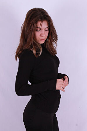 24K0112K1 Kadın Dik Yaka Kazak