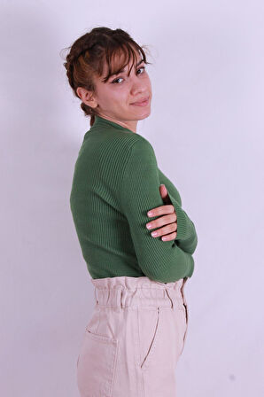 24K0112K1 Kadın Dik Yaka Kazak