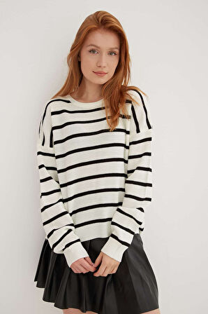 Fashion Friends Kadın Kazak 25K0477K1