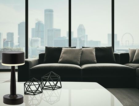 AVONNI ML-64005-BSY Siyah Boyalı Masa Lambası LED Metal Pleksi 11cm