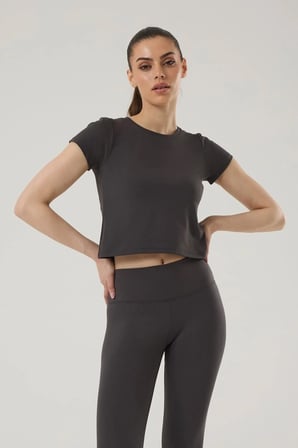 KADIN KISA KOLLU CROP T-SHIRT 4014