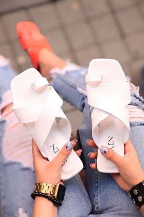 Likya Günlük Parmak Arası Terlik