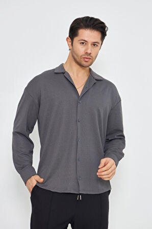 Erkek Yarım Oversize Uzun Kol Apaçi Yaka Ütü Gerektirmeyen Crep Desen Gömlek