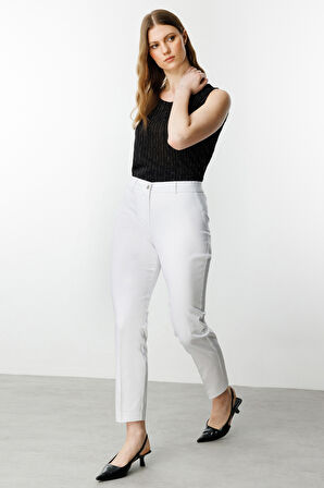 Ekol Kadın Büyük Beden Beli Lastikli Cepsiz Pantolon 2028 Ekru