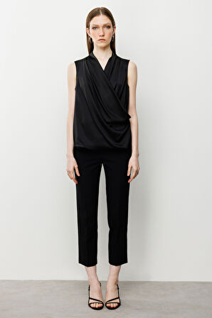 Ekol Kadın Kolsuz Saten Bluz 3012 Siyah