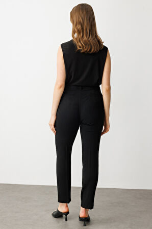 Ekol Kadın Büyük Beden Yan Cep Dar Paça Pantolon 4986 Siyah