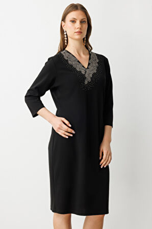 Ekol Kadın Büyük Beden Yakası Taş İşlemeli Yarım Kollu Elbise 5952 Siyah