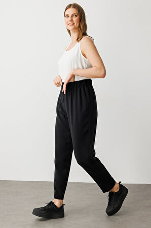 Ekol Kadın Büyük Beden Beli Lastikli Havuç Kesim Pantolon 7574 Siyah