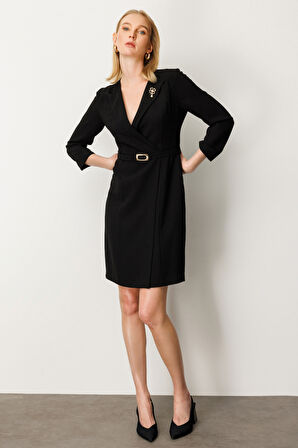 Ekol Kadın Yakası Broşlu Beli Kuşaklı Midi Elbise 4013 Siyah