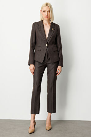 Ekol Kadın Yakası Broşlu Kapak Cepli Ceket 5113 Kahverengi