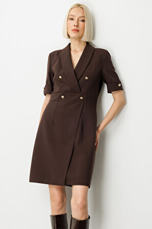 Ekol Kadın Kruvaze Yaka Süs Düğmeli Elbise 4017 Kahverengi